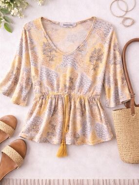 Tribal Jeans Boho Peplum Top Medium Floral Tassel Size M